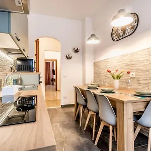 La Casa Di Umberto Apartment